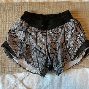 Hotty Hot short 4”